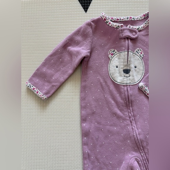 Carter’s|Baby girl waffle knit long sleeve footsie pajamas in lilac & bear print - Picture 3 of 4